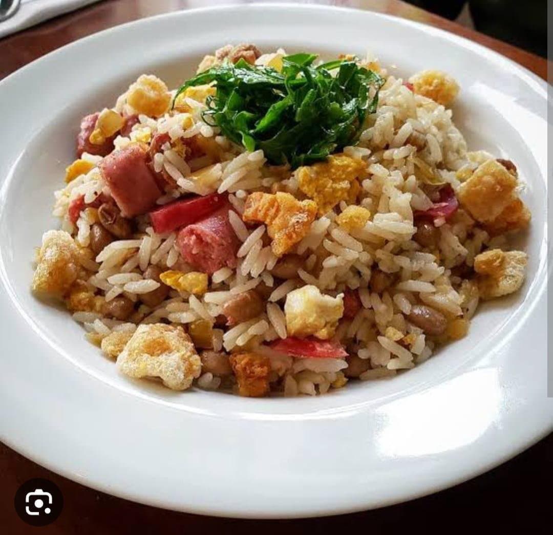 Mexidão mineiro/linguiça de frango com queijo minas